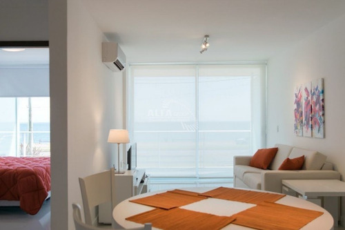 Imagen 3 de 4 de Apto En Primera Linea, 1 Dormitorio - Punta Del Este Mansa