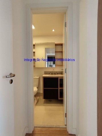 Imagem 13 de 17 de Apartamento 40m², 01 Dormitório (sendo Suíte), 02 Banheiros E 01 Vaga Na Garagem. Condomínio Com Portaria, Segurança 24hrs, Piscina, Salão De Festa, - 21040901 - 69388217