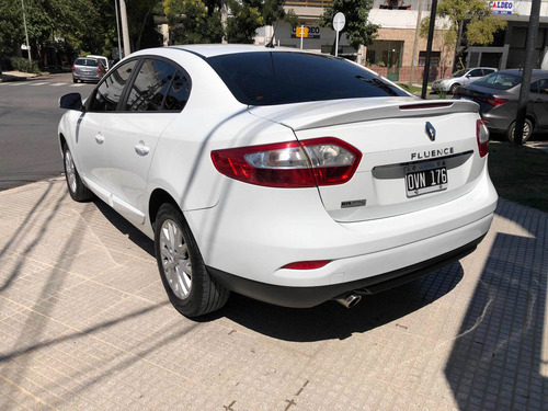 Imagen 6 de 10 de Renault Fluence 2015 1.6 Ph2 Dynamique Pack 110cv