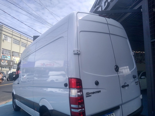 Imagem 10 de 11 de Mercedes-benz Sprinter Furgão 2.2 Cdi 311 Street Longo 5p
