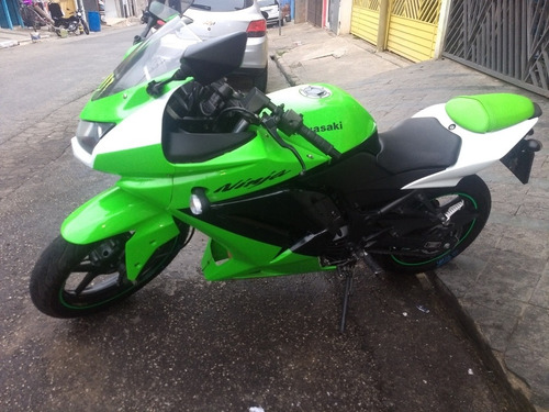 Imagem 2 de 10 de Kawasaki Ninja 250r