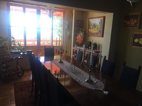 Casa En Venta En Concón