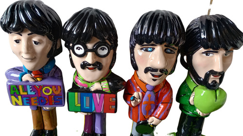 Figuras The Beatles Submarino Amarillo Artesanales