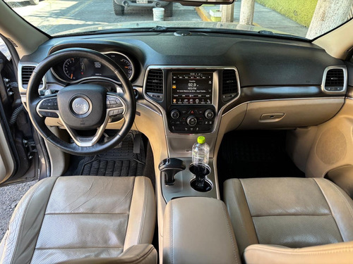 Jeep Grand Cherokee 3.6 Limited V6 4x2 At