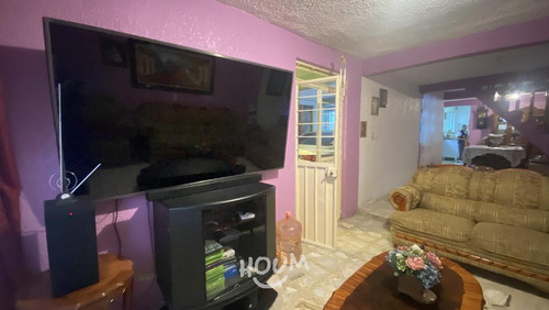Casa En Gertrudis Sánchez Ii Sección, Gustavo A. Madero Con 6 Recámaras, 149 M², Id: 142499