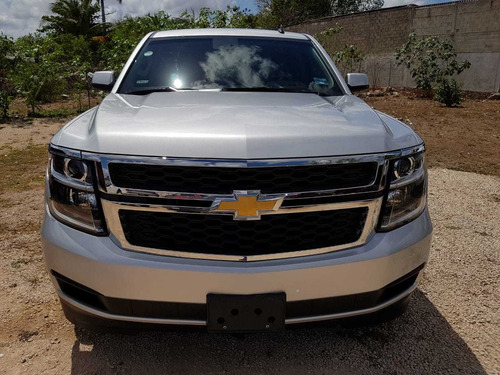 Imagen 2 de 14 de Chevrolet Suburban 5.3 Lt V8 Piel 2da Cubo At 2015