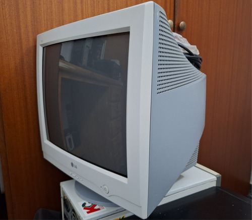 Monitor 17  Crt LG 710e 86 Hz