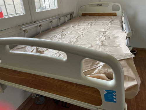 Imagen 2 de 3 de Alquiler De Cama Ortopedica Electrica Y Regulable P Mes