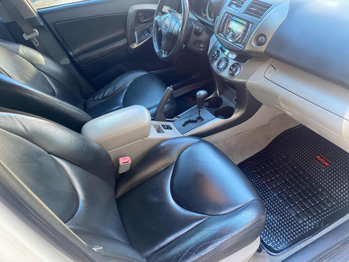 Toyota RAV4 2.4 4x2 At