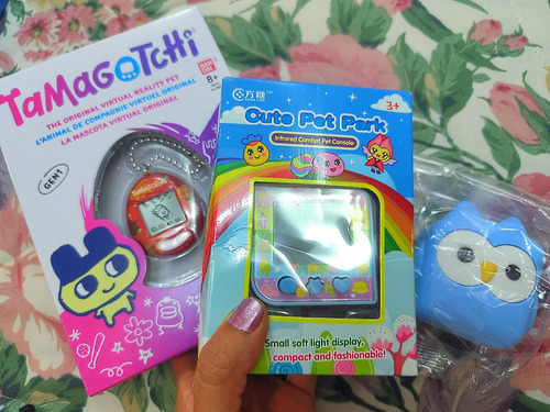 Tamagotchi Rojo Frutal Y Tamagezi Combo Doble Rojo Y Azul (Usado)