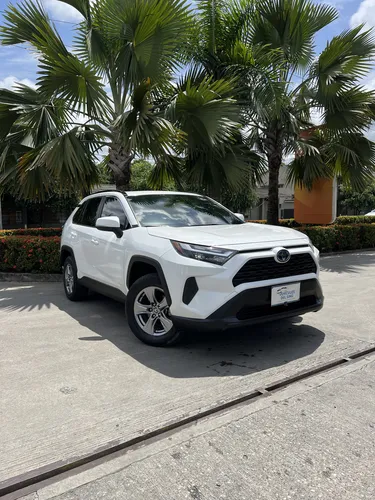 Toyota RAV4 2.5cc XLE 4x4 Hybrid