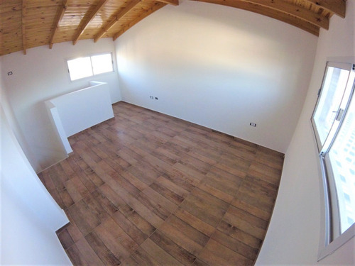 Imagen 13 de 13 de Triplex 3 Amb Con Playroom - Cochera - Fondo // Marmol 837