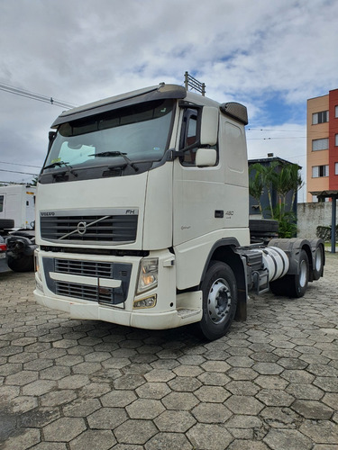Volvo Fh 460 6x2 I-shift Canelinha 2013 / Financiamos