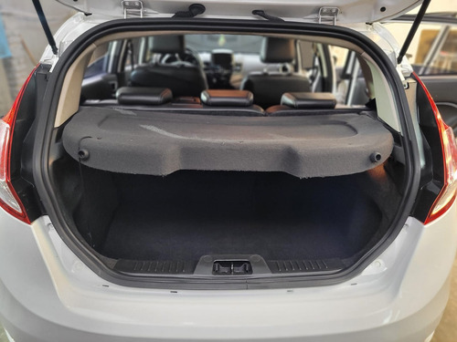 Ford Fiesta Kinetic Titanium Powershift