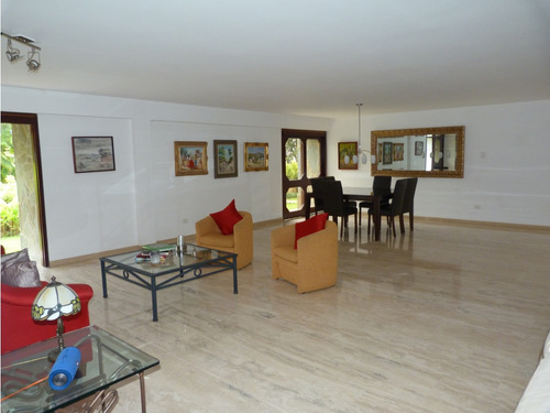 Vendo Casa 550m2 5h+s/5b+s/6p Lagunita Country Club 7178