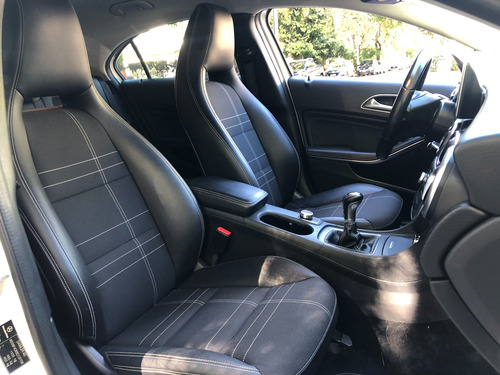 Mercedes-Benz Clase A 1.6 A 200 Urban B.efficiency 156cv