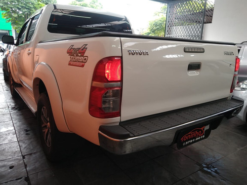 Toyota Hilux Cabine Dupla Hilux 3.0 Tdi 4x4 Cd Std 2015