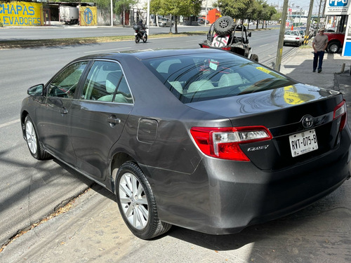 Toyota Camry 2.5 Xle L4/ At