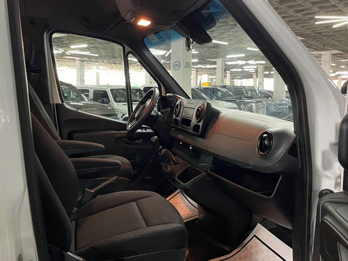 Mercedes-benz Sprinter 2022