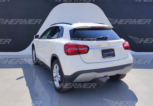 Mercedes-Benz Clase GLA 1.6 200 Cgi At
