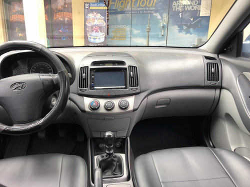 Hyundai Elantra Sedan