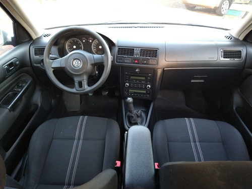 Volkswagen Bora 2.0 Trendline 115cv 2012