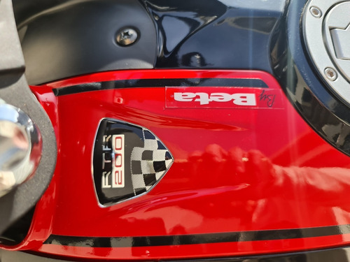 Imagen 13 de 15 de Tvs Rtr 200 Carburada Precio Cuidado