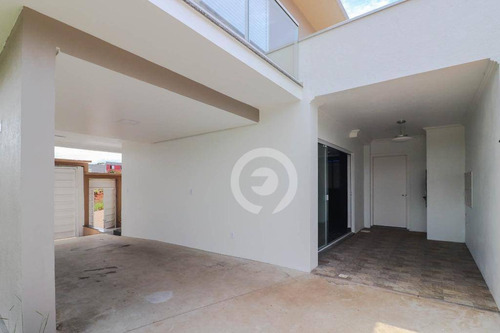 Casa Com 3 Dormitórios À Venda, 159 M² - Ca1077