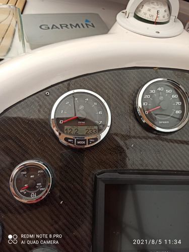 Imagem 2 de 15 de Lancha New Runner 320 2 X Mercruiser 250 Hp Muito Nova!!