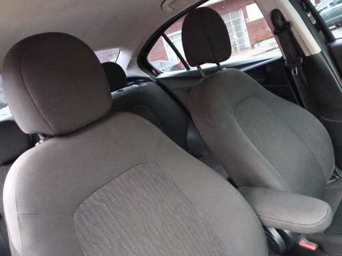 Fiat Cronos 1.3 Drive Gsr Flex 4p