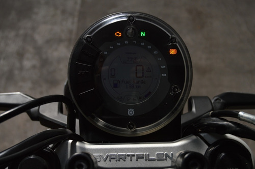 Husqvarna Svartpilen 401 2021