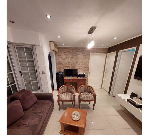 Departamento En Planta Alta De 4 Ambientes