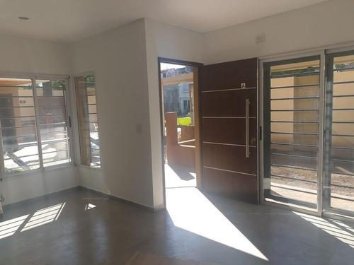 Hermoso Duplex A Estrenar Con Materiales De Excelencia