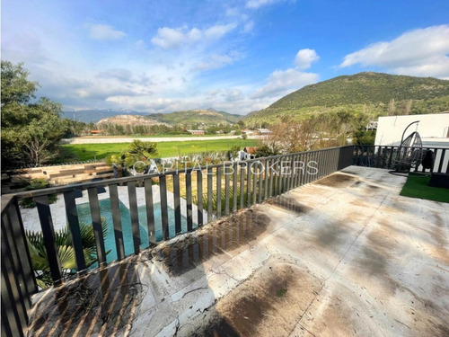 Moderna Casa En Venta: Espacio, Confort Y Estilo (dg)