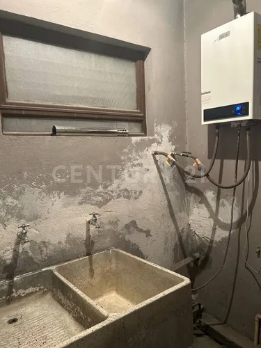 Casa En Venta En Col. Mitras Centro En Monterrey