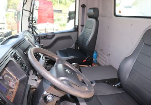 Volkswagen 26.280 - 6x4 Ano 2022 Com Cacamba Facchini 16m3