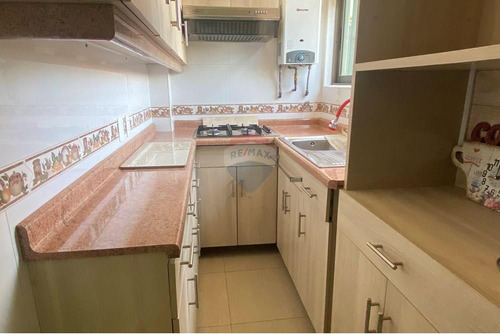 Bajo De Precio! Renovado Y Acogedor Departamento