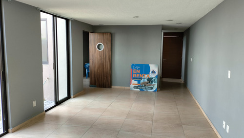 Casa En Renta En Zibata Queretaro