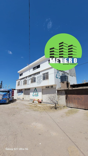 Edificio En Venta En Col. Jardines De CancĂșn