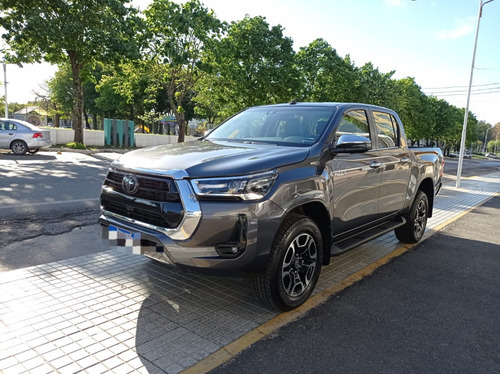 Toyota Hilux 2.8 Cd Srx 177cv 4x2 At