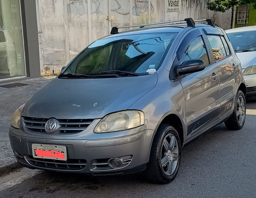 Volkswagen Fox 1.6 Plus Total Flex 5p