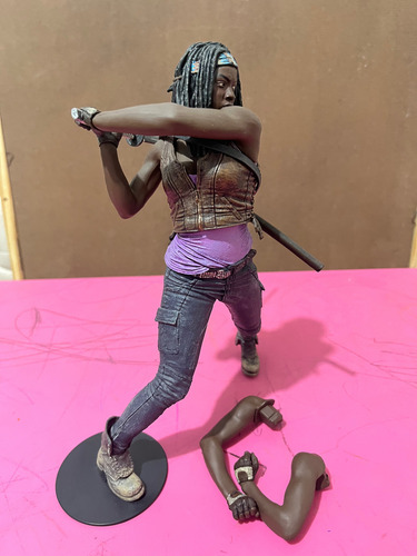 Michonne The Walking Dead Mcfarlane Deluxe 25cm (Usado)