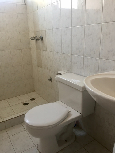 Imagen 9 de 10 de En Venta Amplio Apartamento En Residencias Riazor En Lecheria