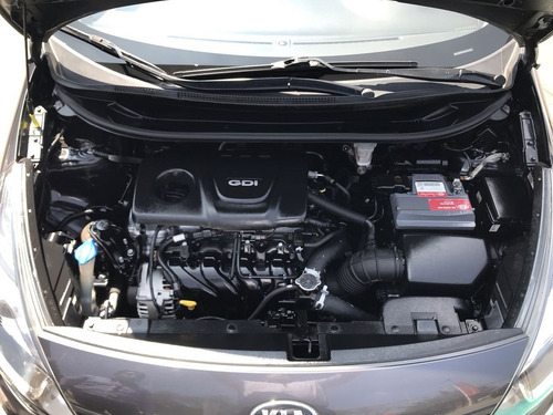 Imagen 11 de 15 de Kia Rio 2017 1.6 Sedan Lx Mt