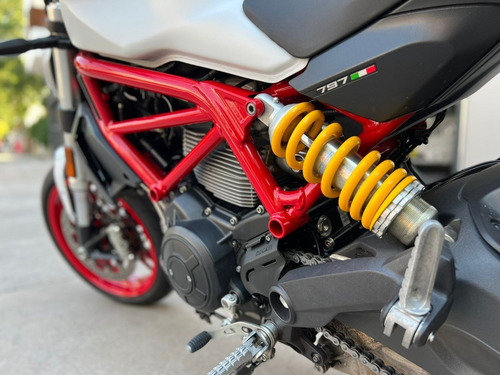 Imagen 4 de 6 de Ducati Monster 797 Permuto