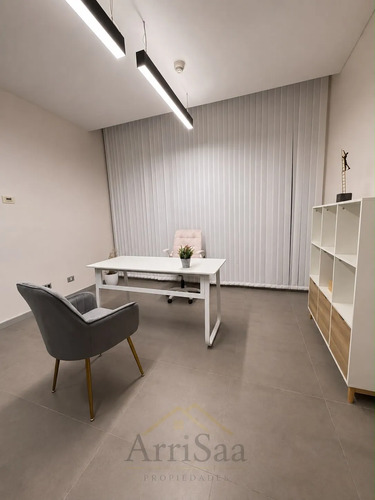 Talca - Oficina En Arriendo Centro Pichimapu