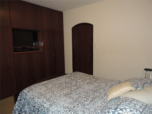 Imagem 23 de 27 de Casa Térrea, 4 Dormitórios Sendo 2 Suítes - Reo516577