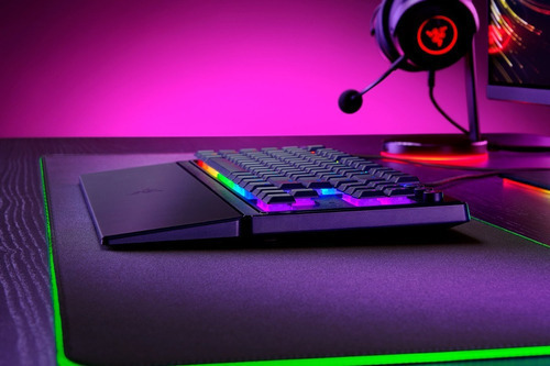 Imagen 5 de 6 de Teclado Razer Ornata V3 Tenkeyless Multimedia Rgb 8 Zonas Us