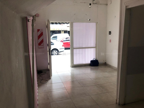 Local En Venta Ubicado En Lanús Este, Zona Sur