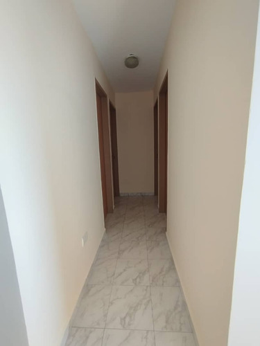 Apartamento Sin Amoblar Ubicado En Naguanagua - Res. Morichal (yb)